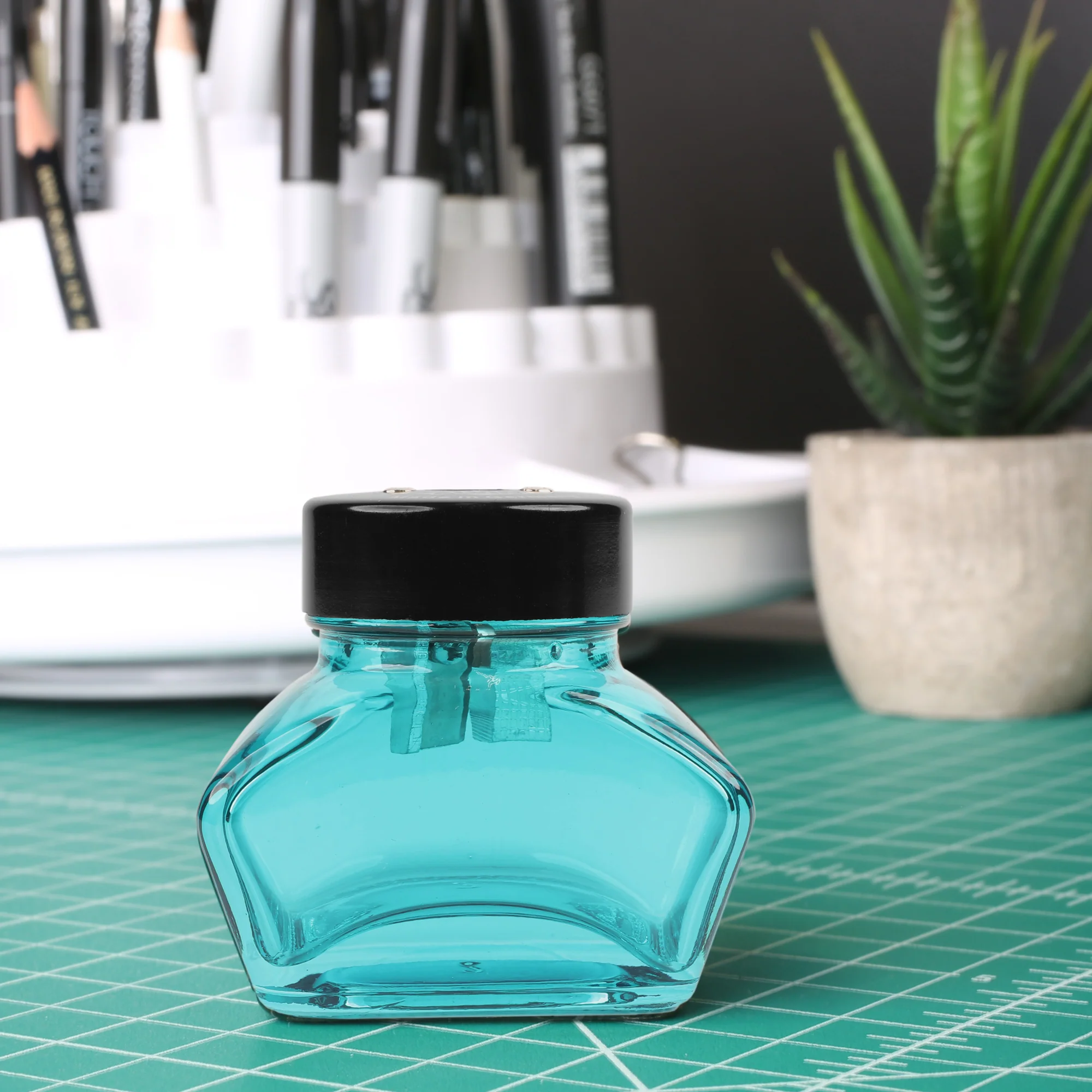 DUX Glass Inkwell Lead Sharpener - Image 15
